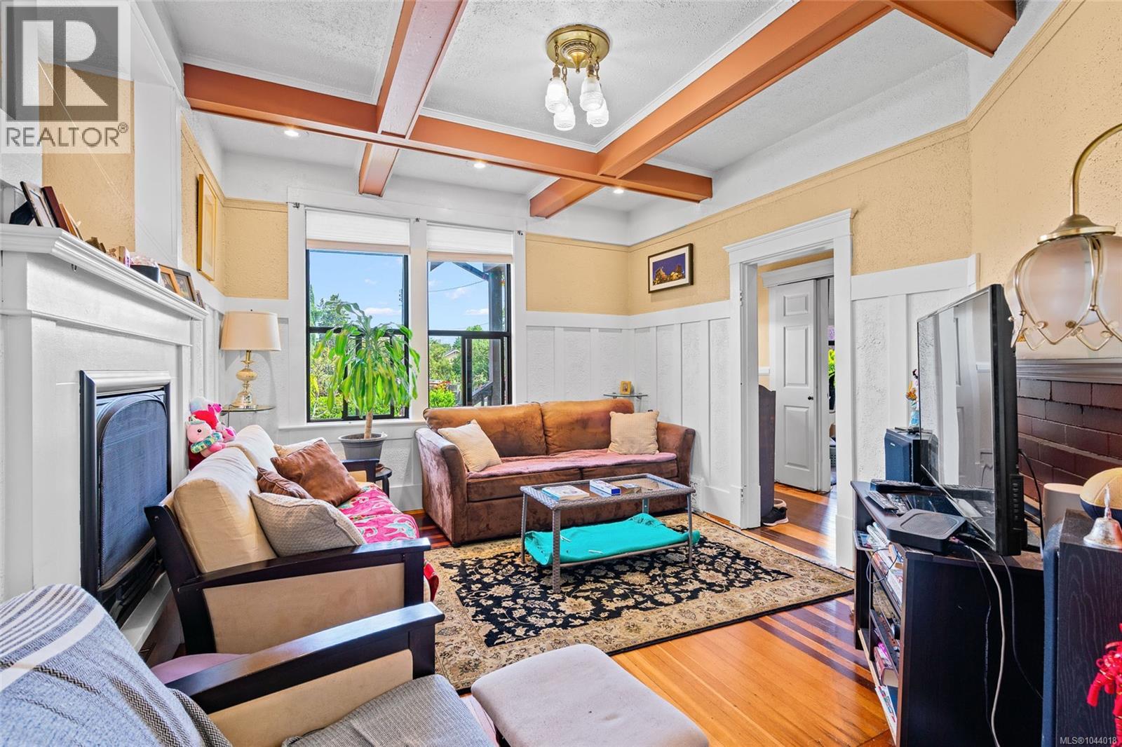 1439 Haultain St - 3
