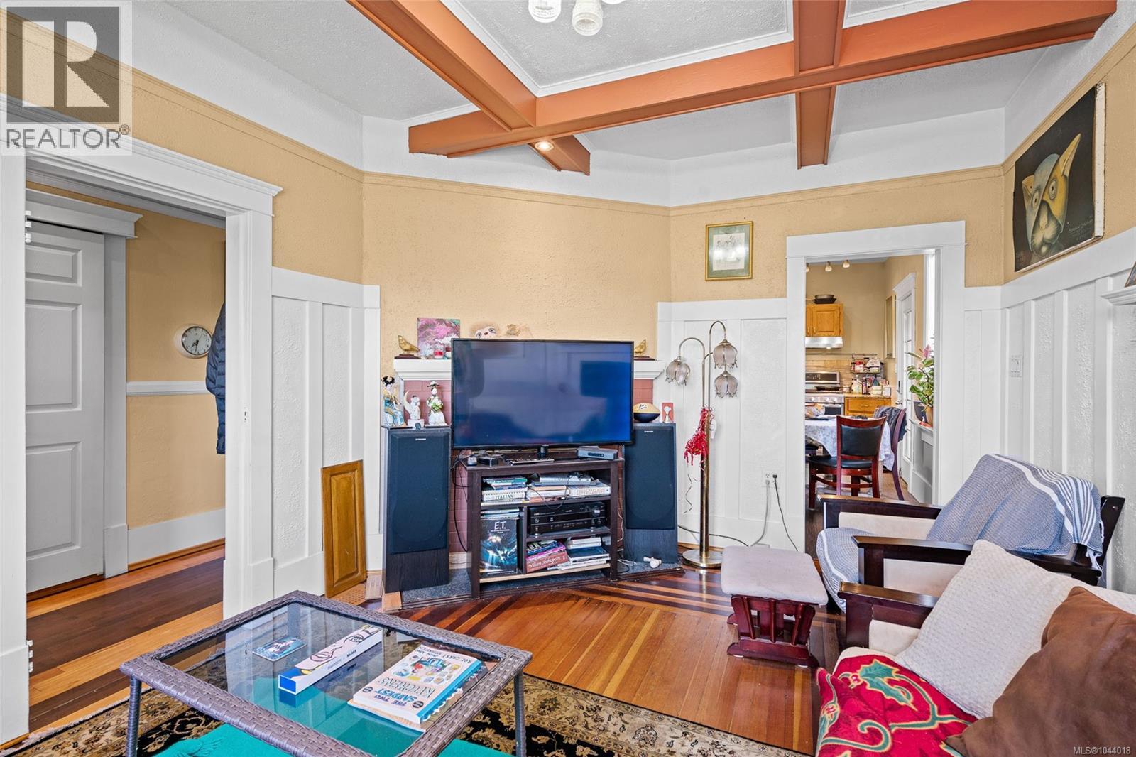 1439 Haultain St - 5