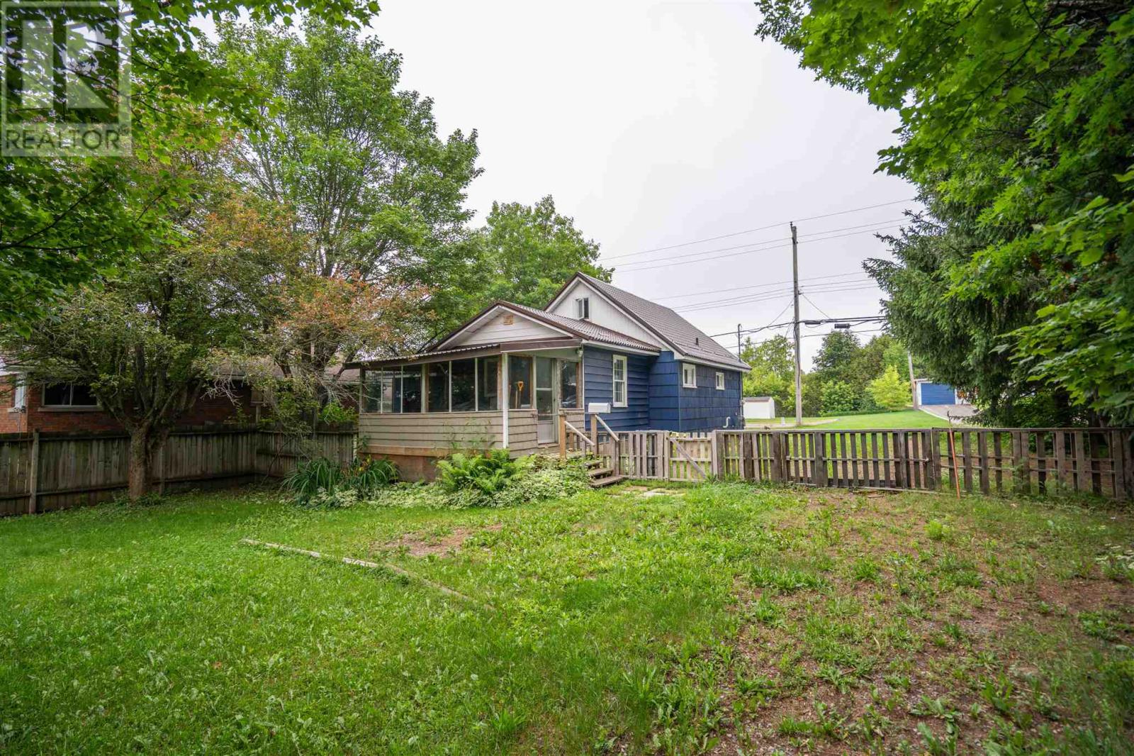434 Lake ST - 18