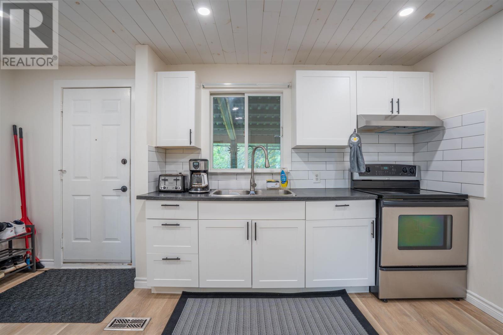 434 Lake ST - 27