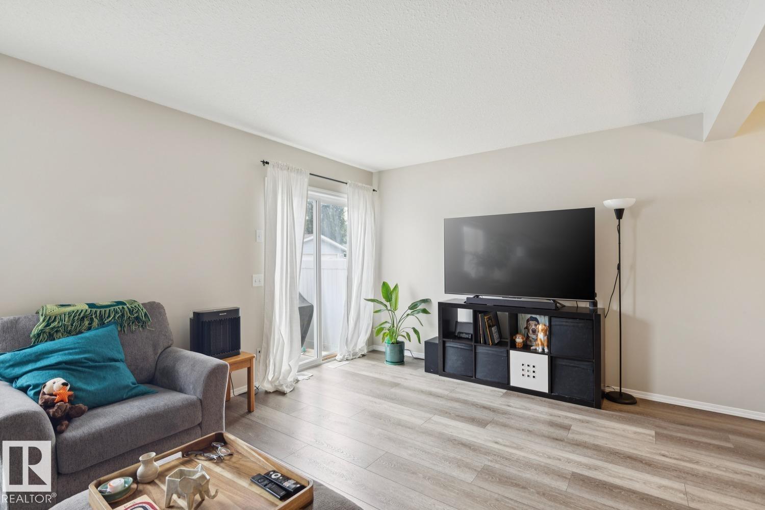 #22 230 EDWARDS DR SW - 10