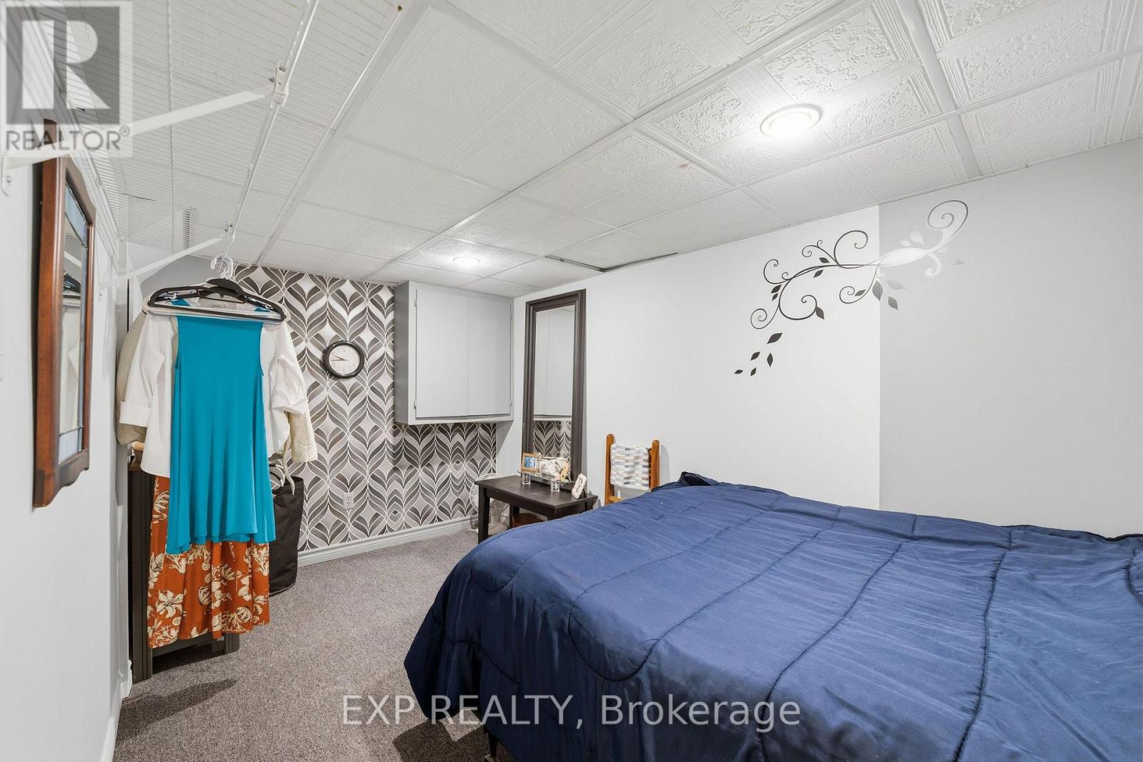 71 MARIANNA DRIVE - 21