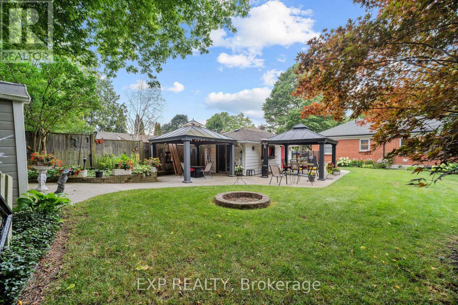 71 MARIANNA DRIVE - 23