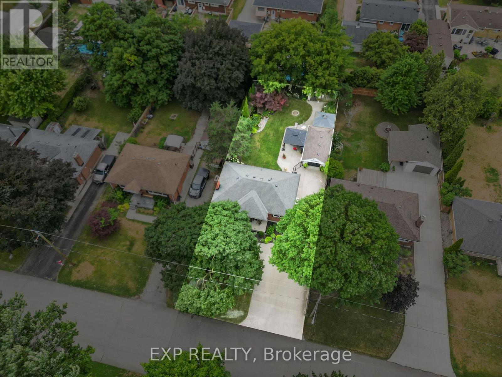 71 MARIANNA DRIVE - 3