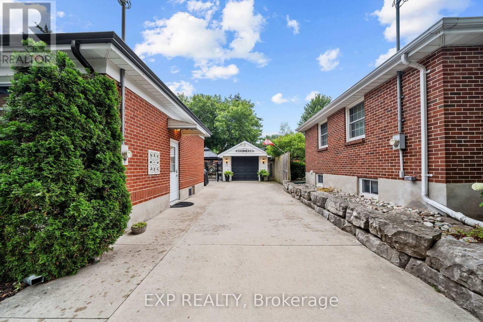 71 MARIANNA DRIVE - 32