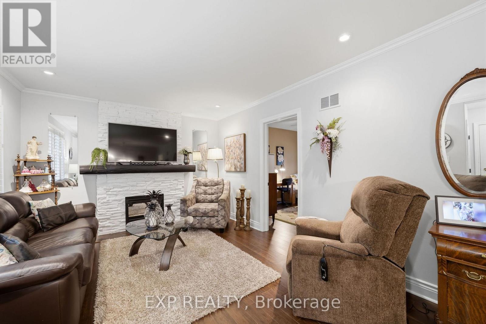71 MARIANNA DRIVE - 6