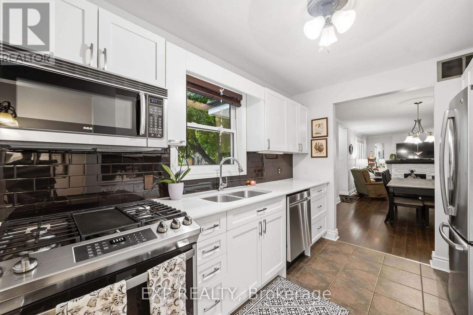 71 MARIANNA DRIVE - 8