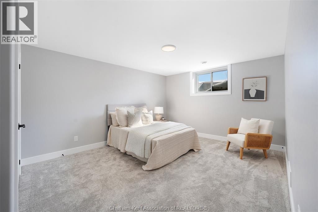 76 Bloomington WAY - 31