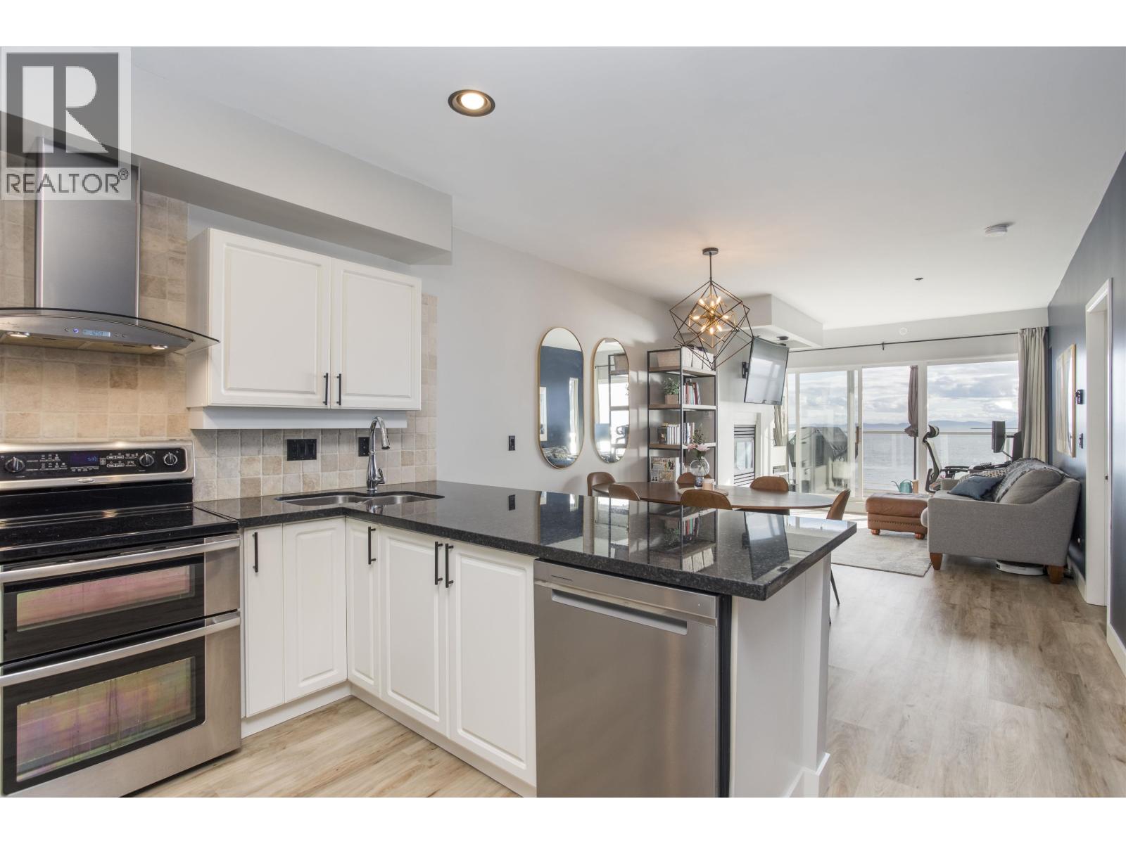 2 Bed, 2 Bath Apartment for Sale in Tsawwassen – 308 1120 TSATSU SHORES DRIVE, Tsawwassen – MLS# R3107044 - Image 3