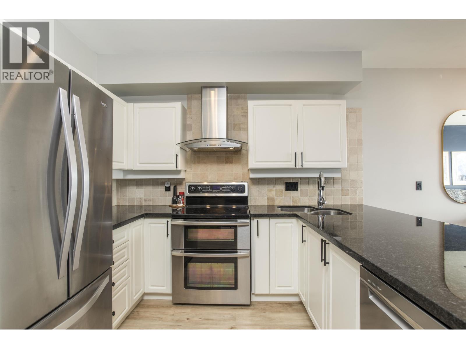 2 Bed, 2 Bath Apartment for Sale in Tsawwassen – 308 1120 TSATSU SHORES DRIVE, Tsawwassen – MLS# R3107044 - Image 6