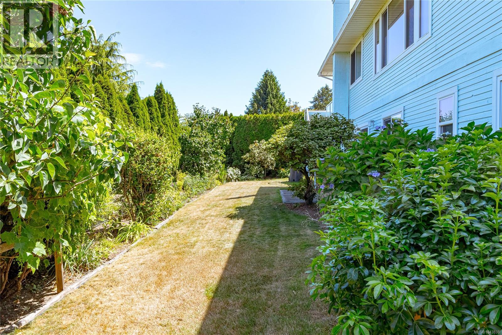 7453 Veyaness Rd - 52