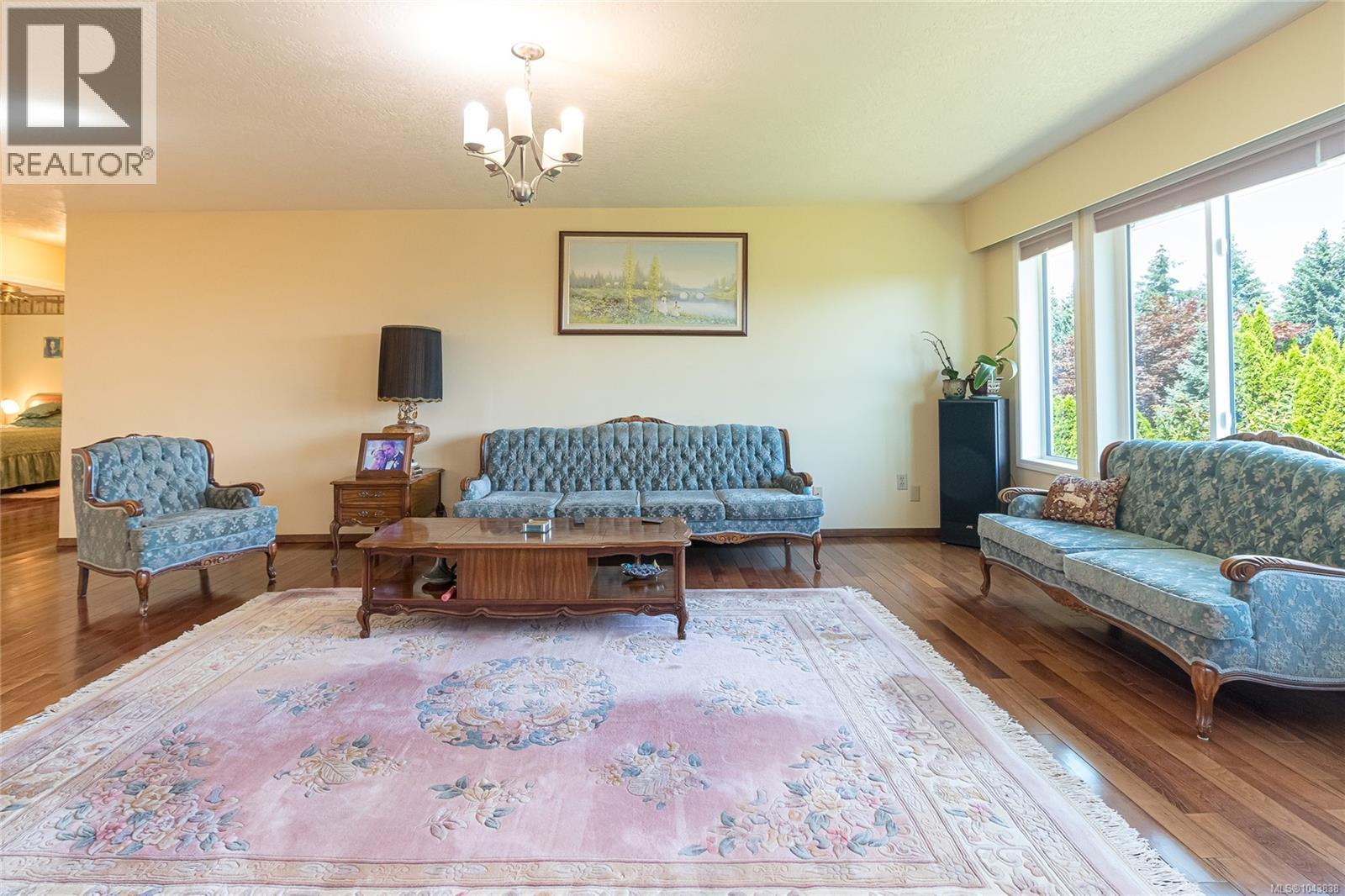 7453 Veyaness Rd - 10