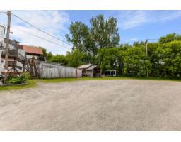 401-409 Av. De Buckingham, Gatineau, QC J8L2G8 Photo 18