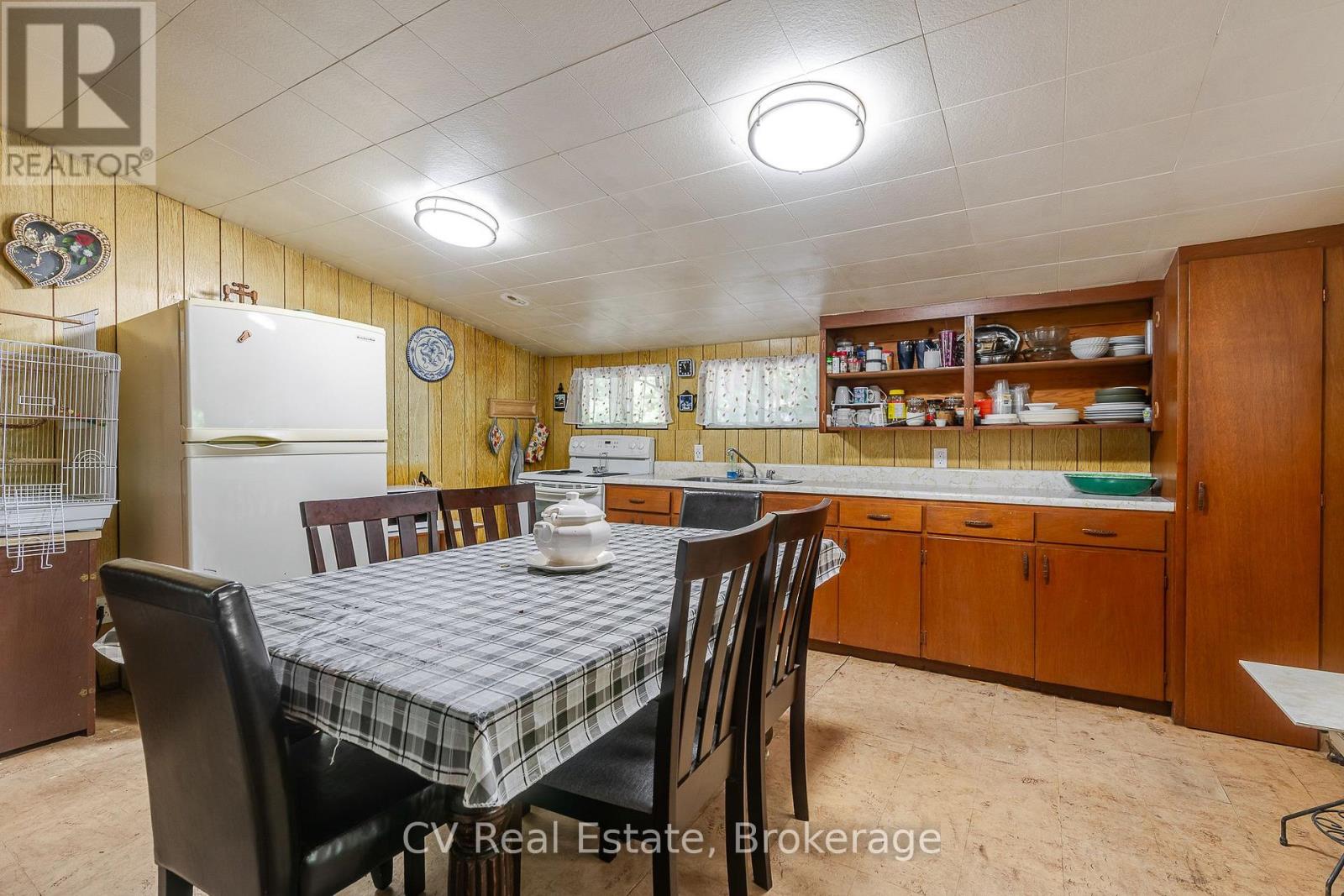 10 BROOKSIDE DRIVE - Image 22
