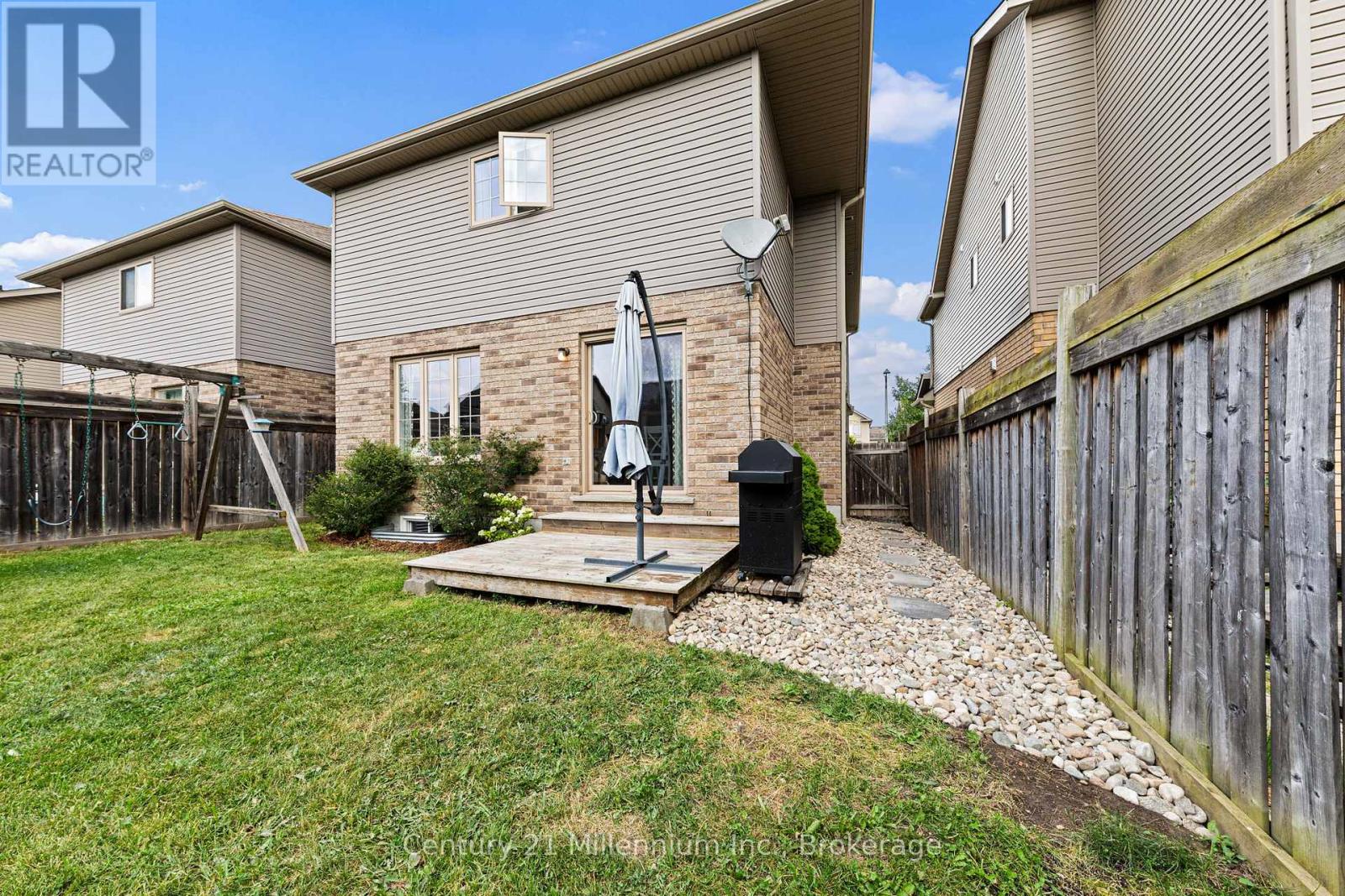 28 PATTON STREET - 26