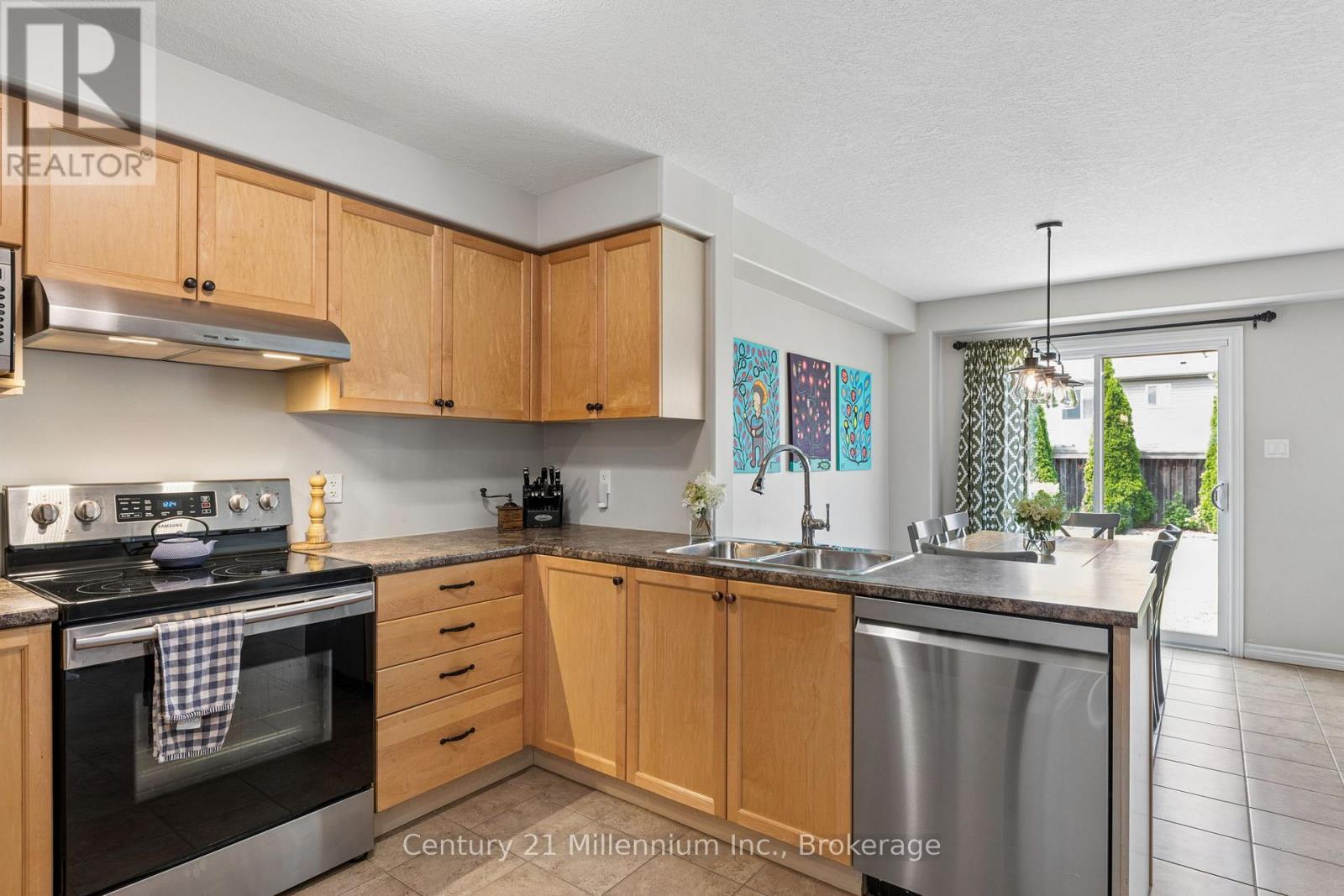 28 PATTON STREET - 3