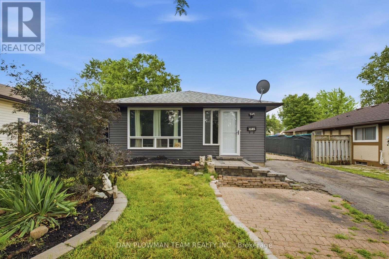 1185 NORMAN COURT - 1