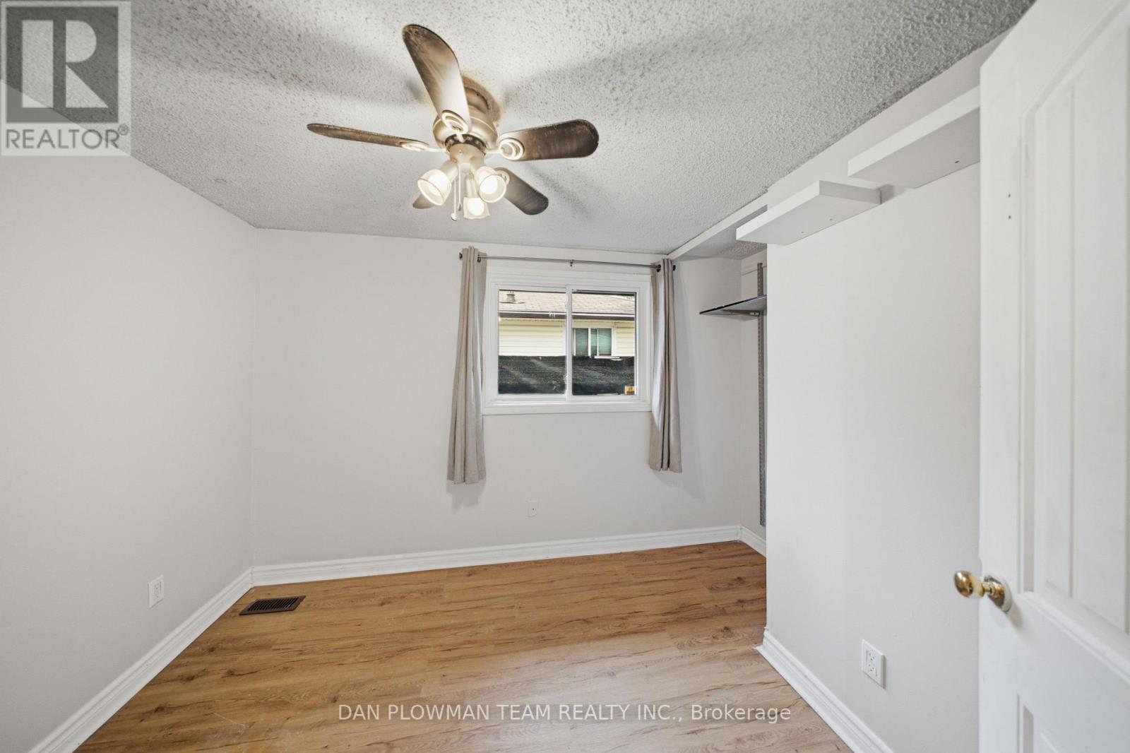1185 NORMAN COURT - 13