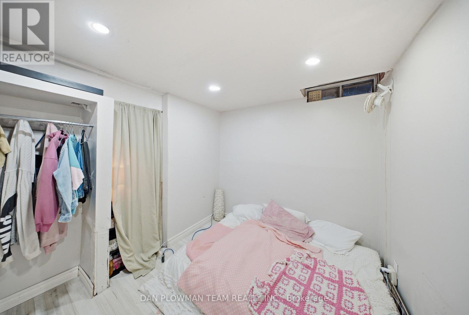 1185 NORMAN COURT - 25