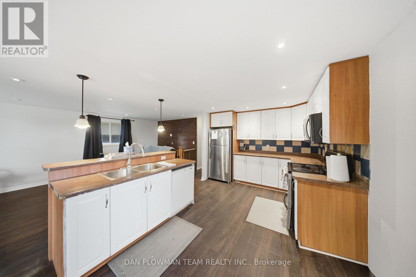 1185 NORMAN COURT - 6