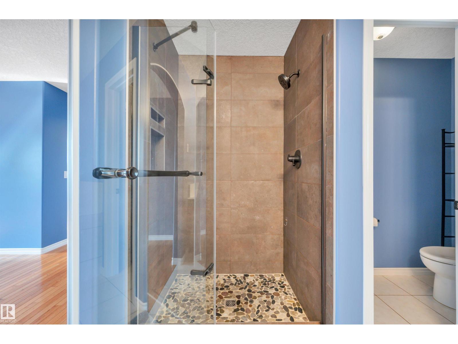 176 FORREST DR - 31