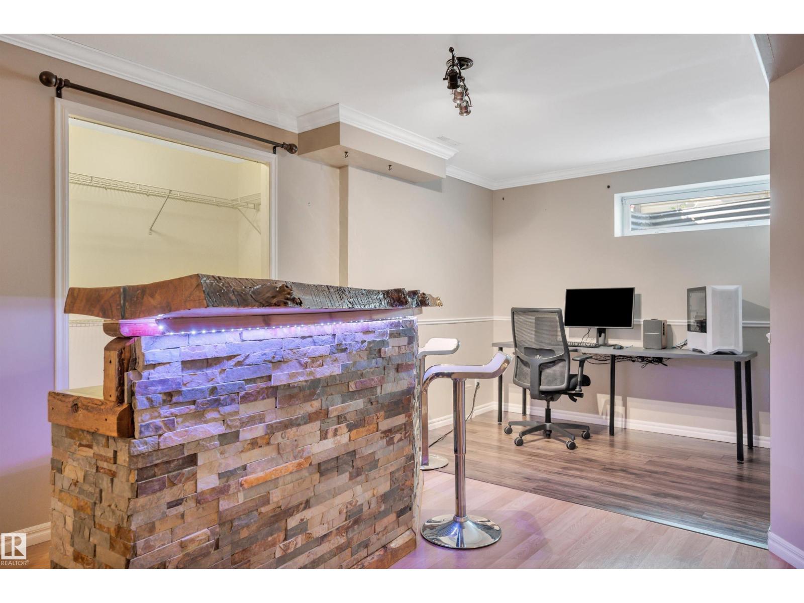 176 FORREST DR - 38