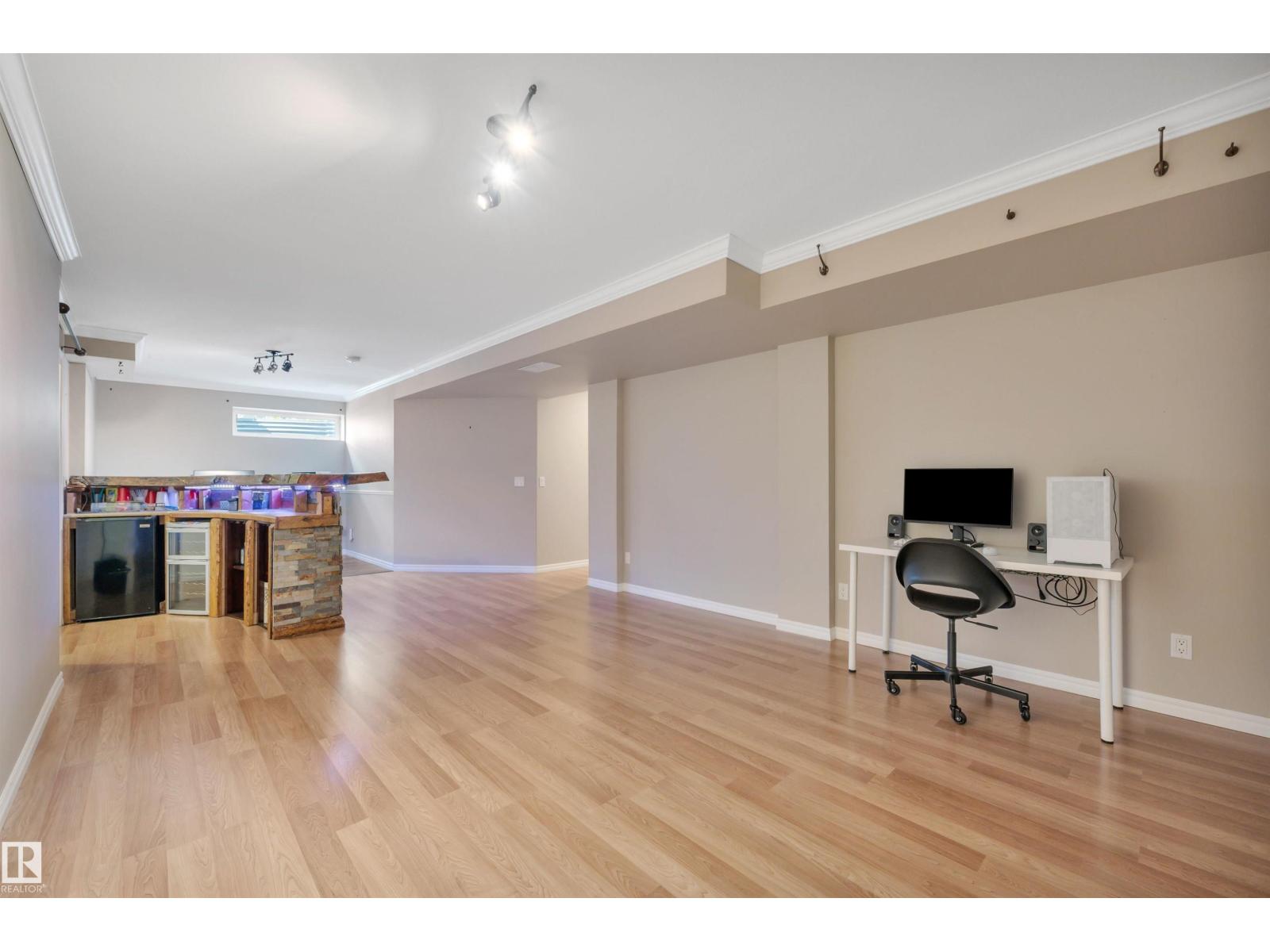 176 FORREST DR - 43