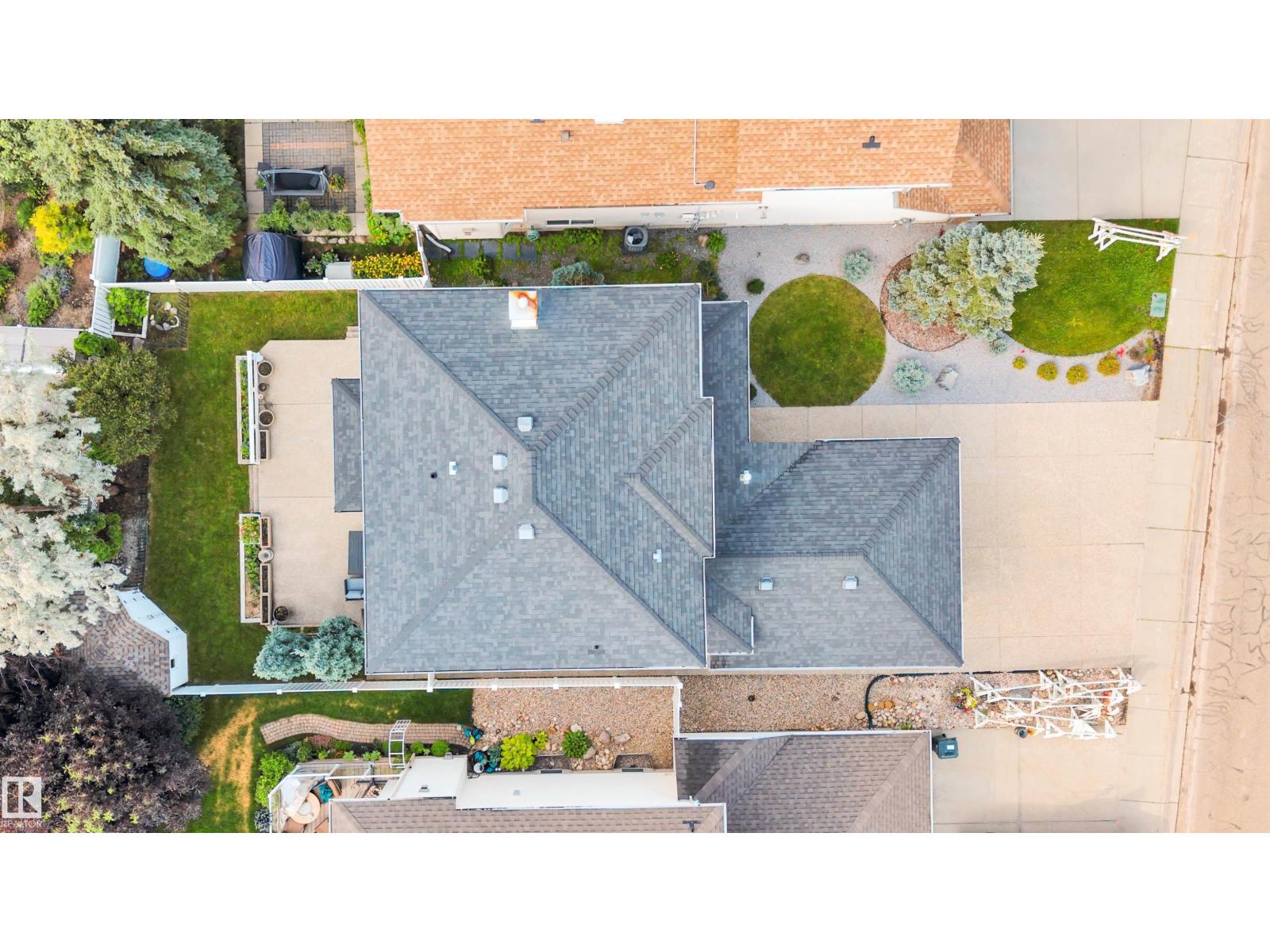 176 FORREST DR - 71