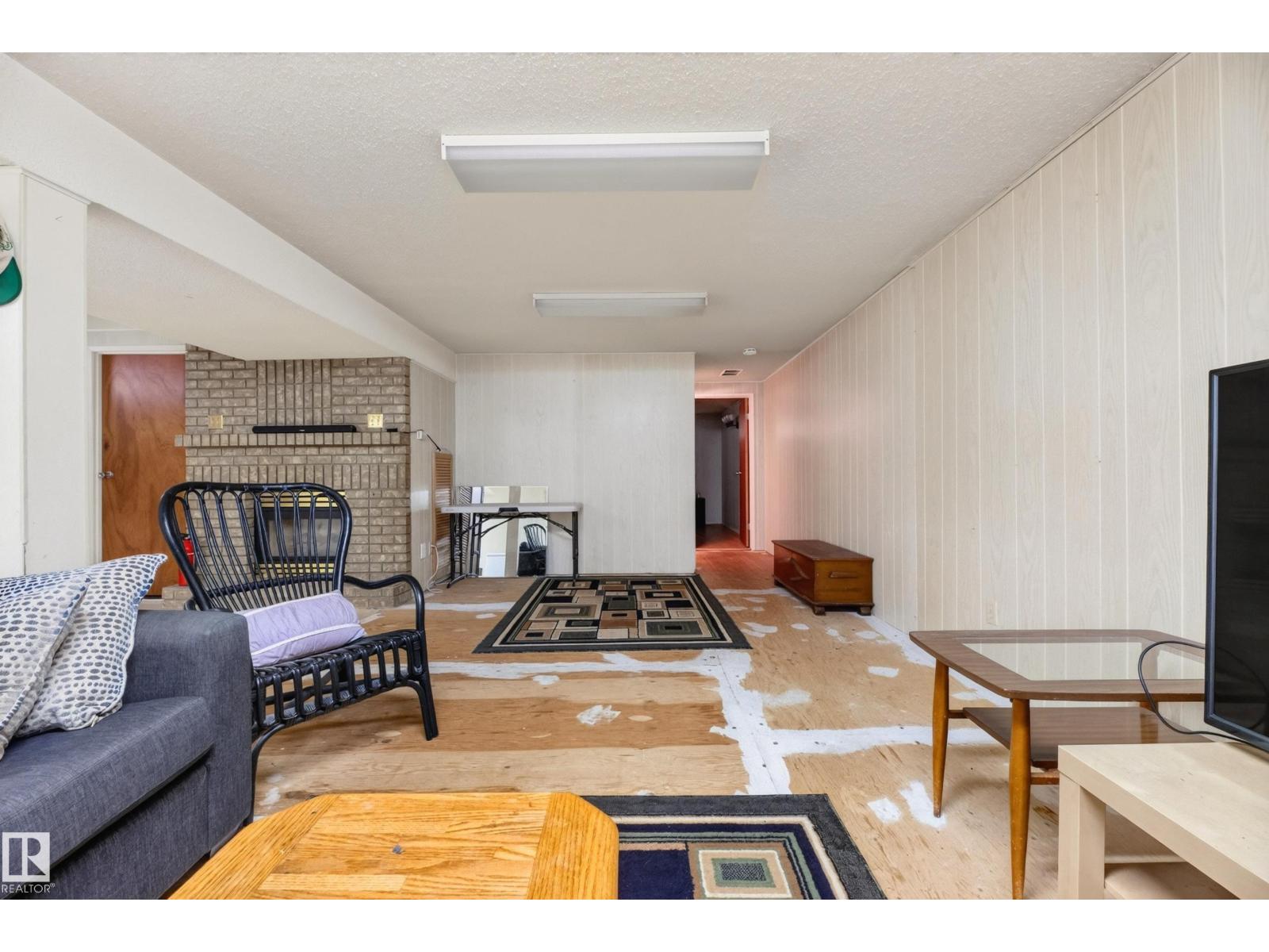 455 HUFFMAN CR NW - 41