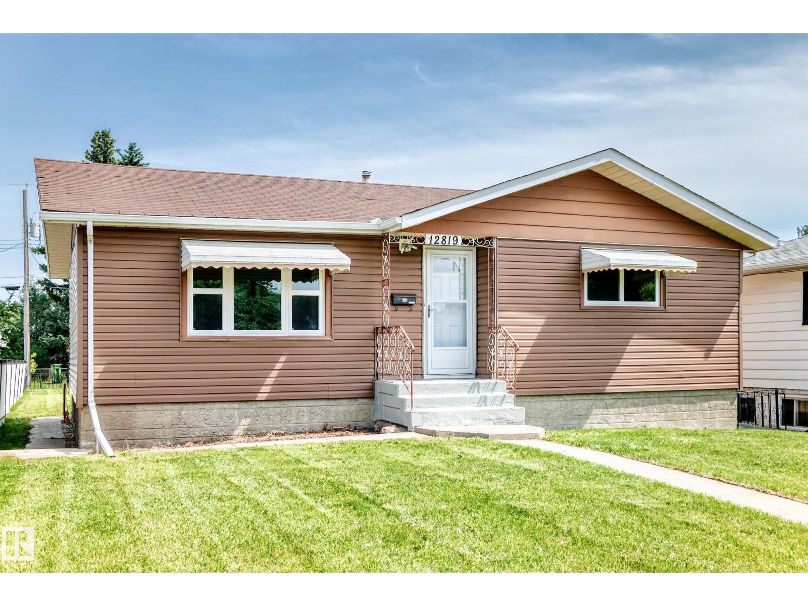 12819 107 ST NW - 1