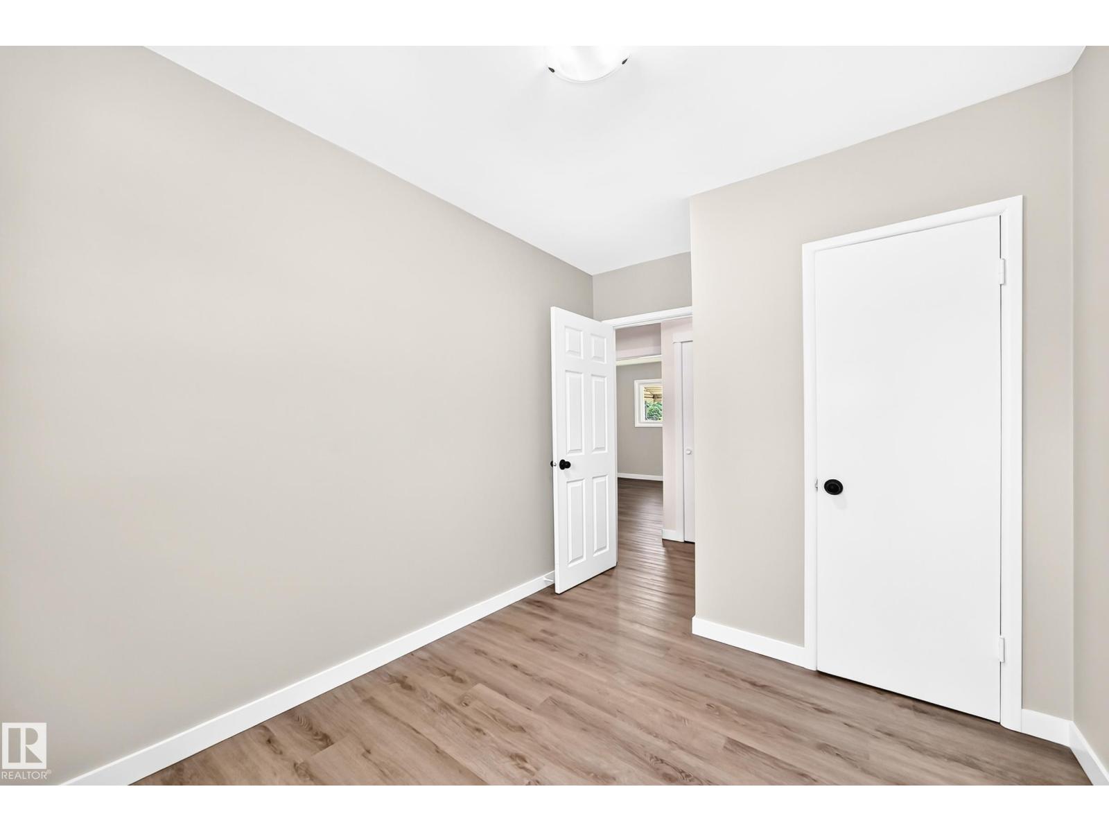 12819 107 ST NW - 24