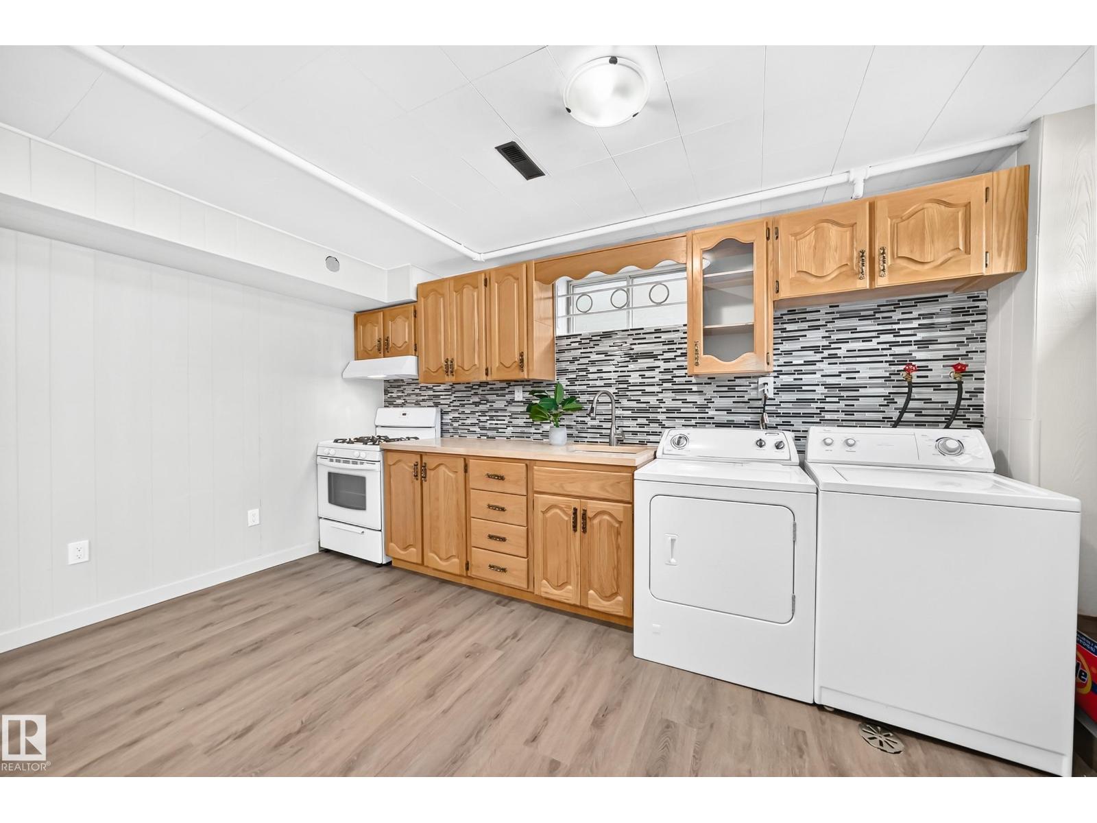 12819 107 ST NW - Image 31
