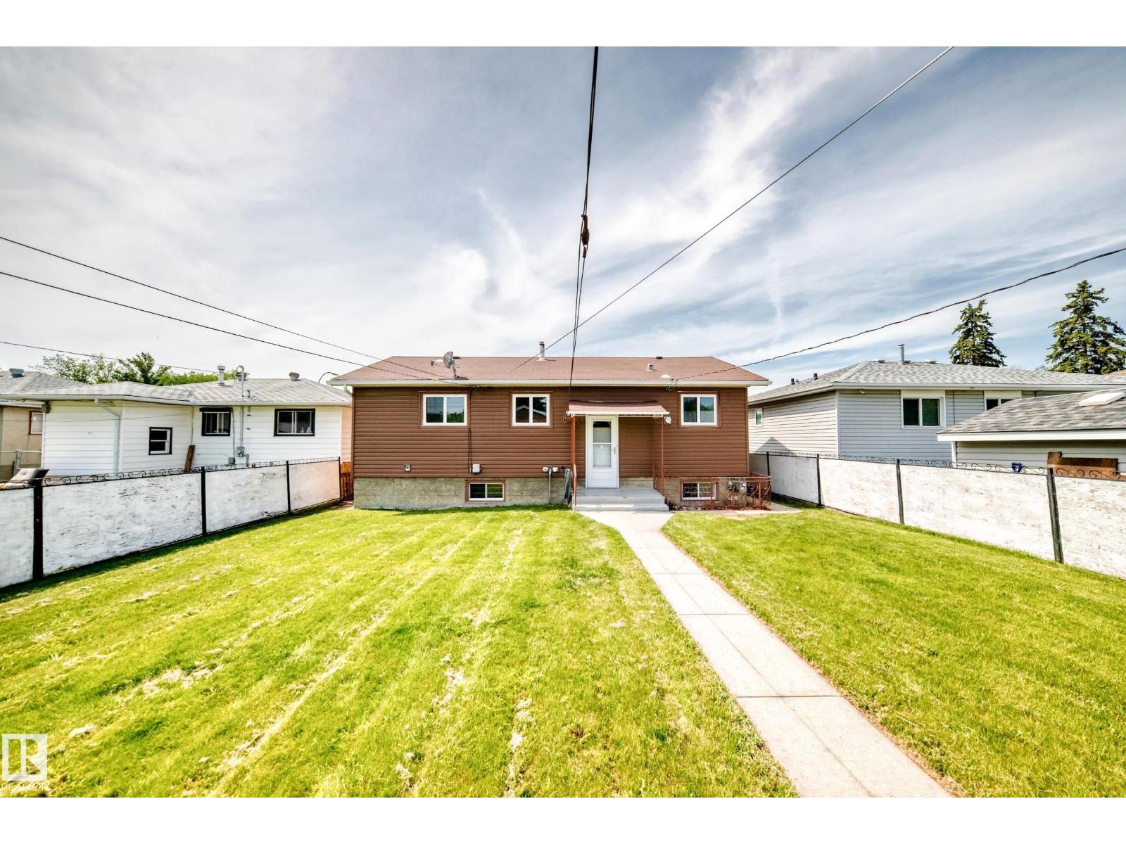 12819 107 ST NW - 46