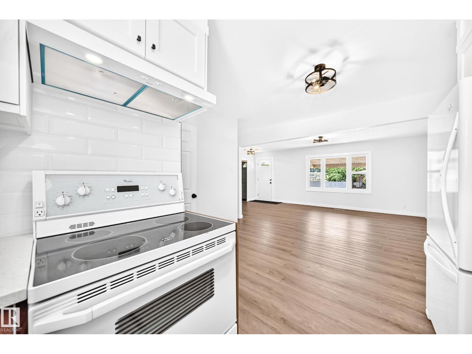 12819 107 ST NW - 9
