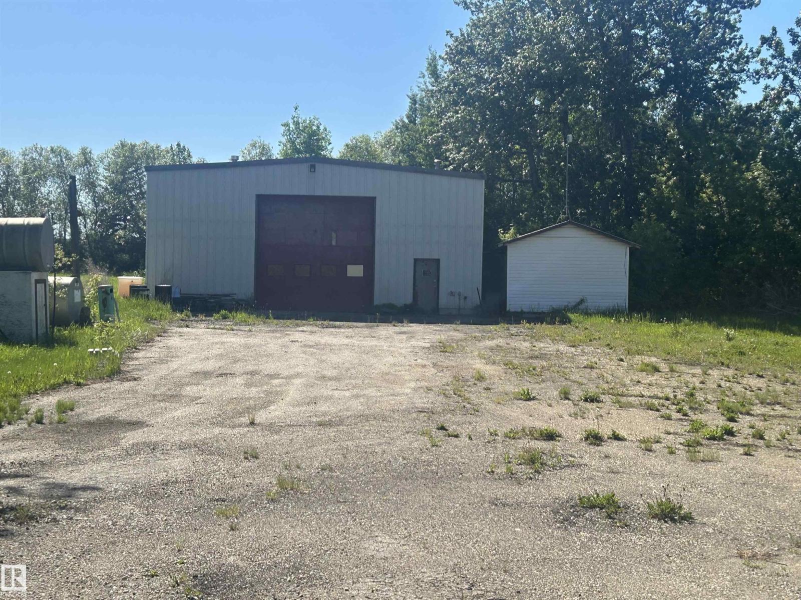 27510 HWY 37 HI - 63