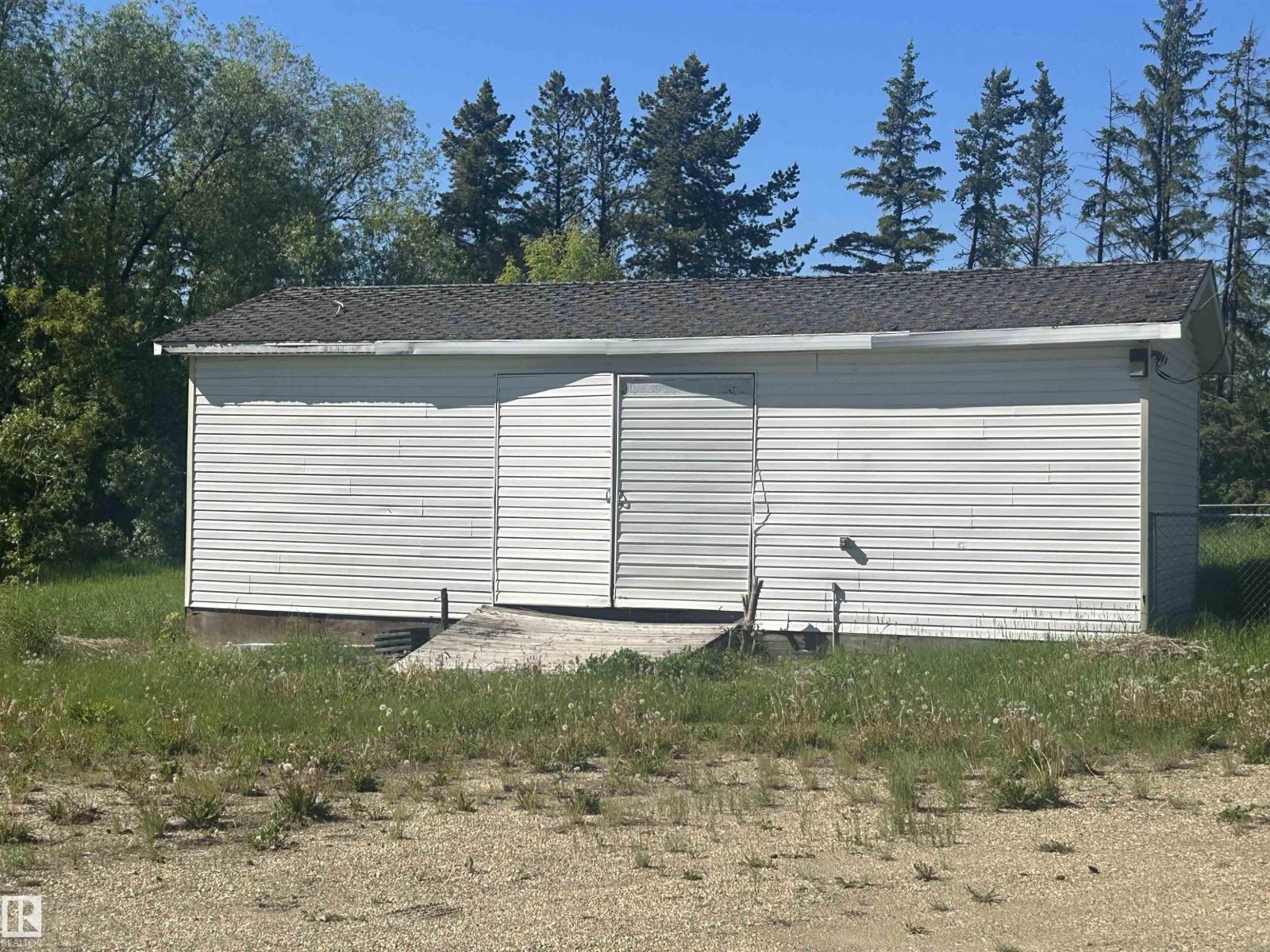 27510 HWY 37 HI - 64