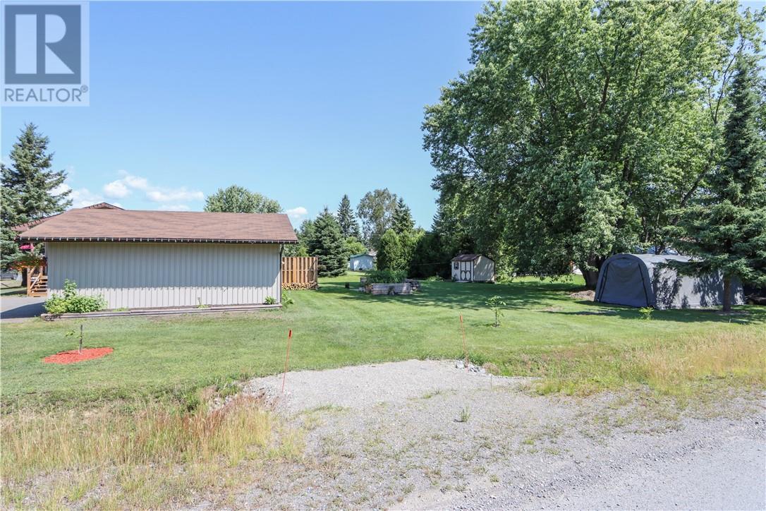 3140 Elm Street - 28