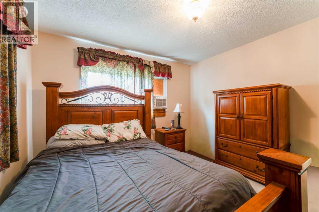 6823 4 Avenue SE - 13