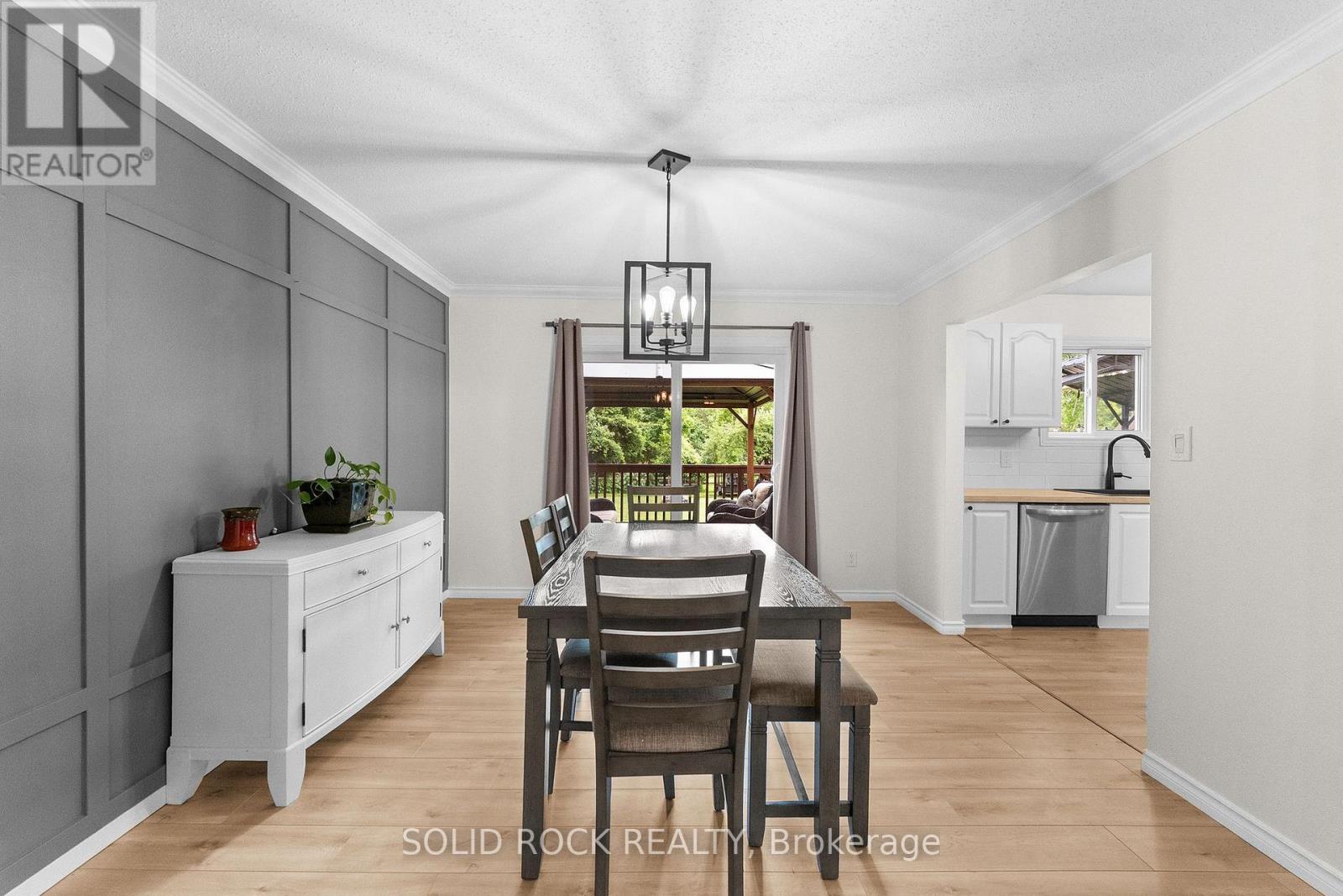 708 MCKENZIE AVENUE - Image 15