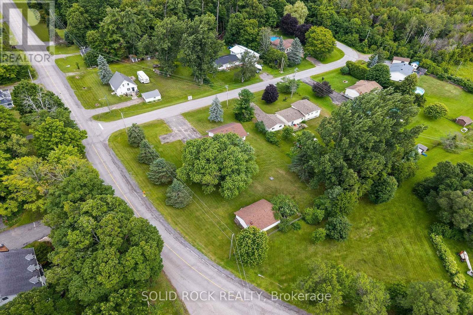 708 MCKENZIE AVENUE - Image 6