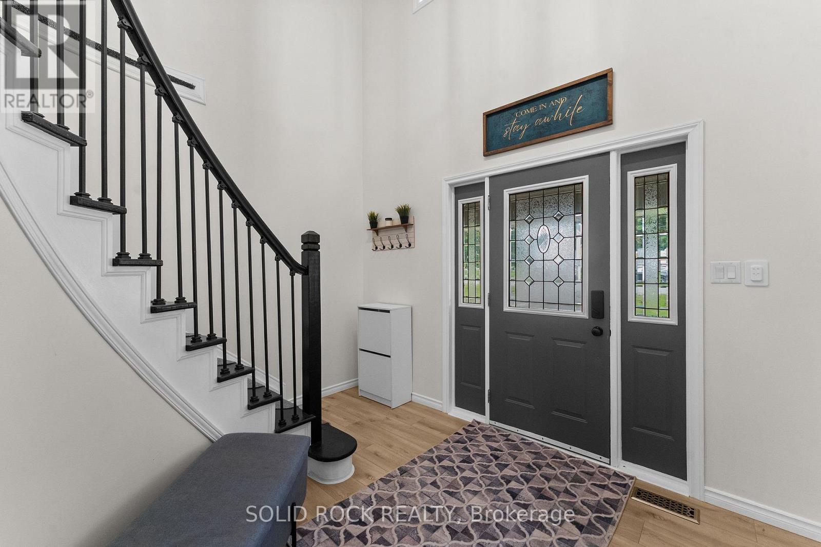 708 MCKENZIE AVENUE - Image 8