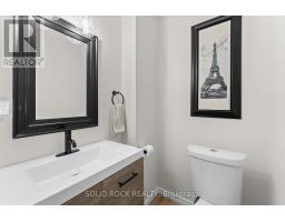 Laundry room - 708 Mckenzie Avenue, Mcnab/braeside, ON K7S3G9 Photo 10
