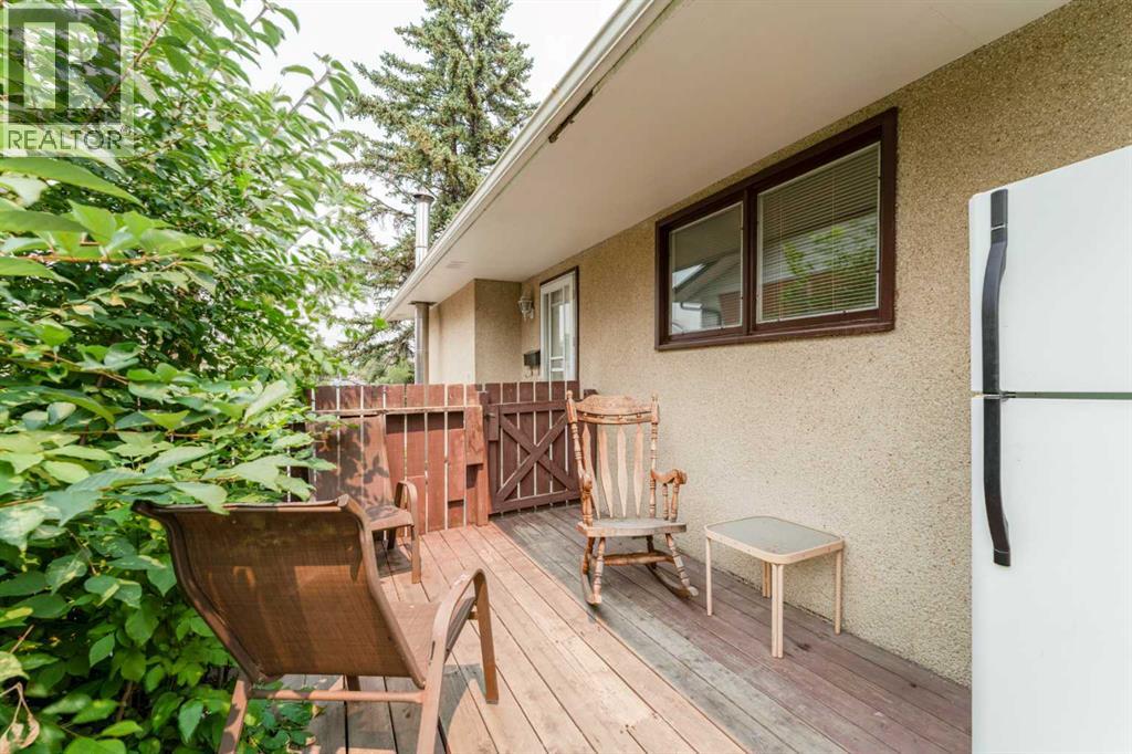 6823 4 Avenue SE - 32