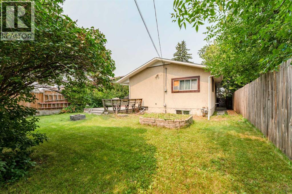 6823 4 Avenue SE - 31