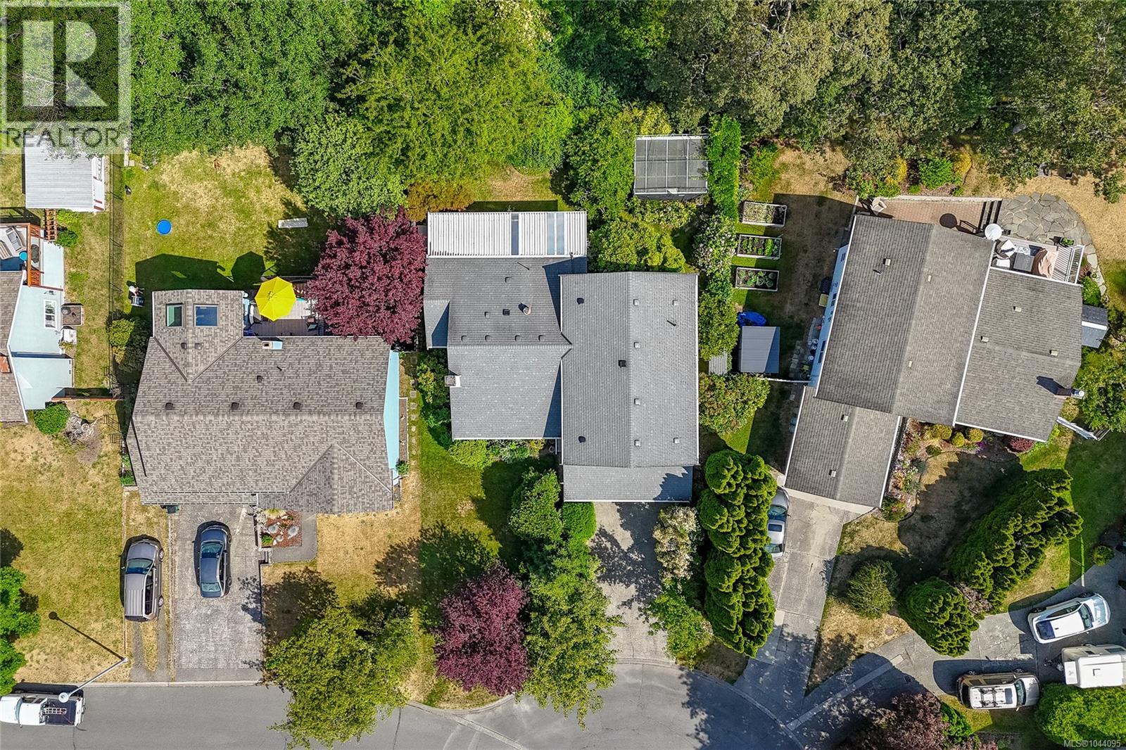 986 Lucas Ave - 36