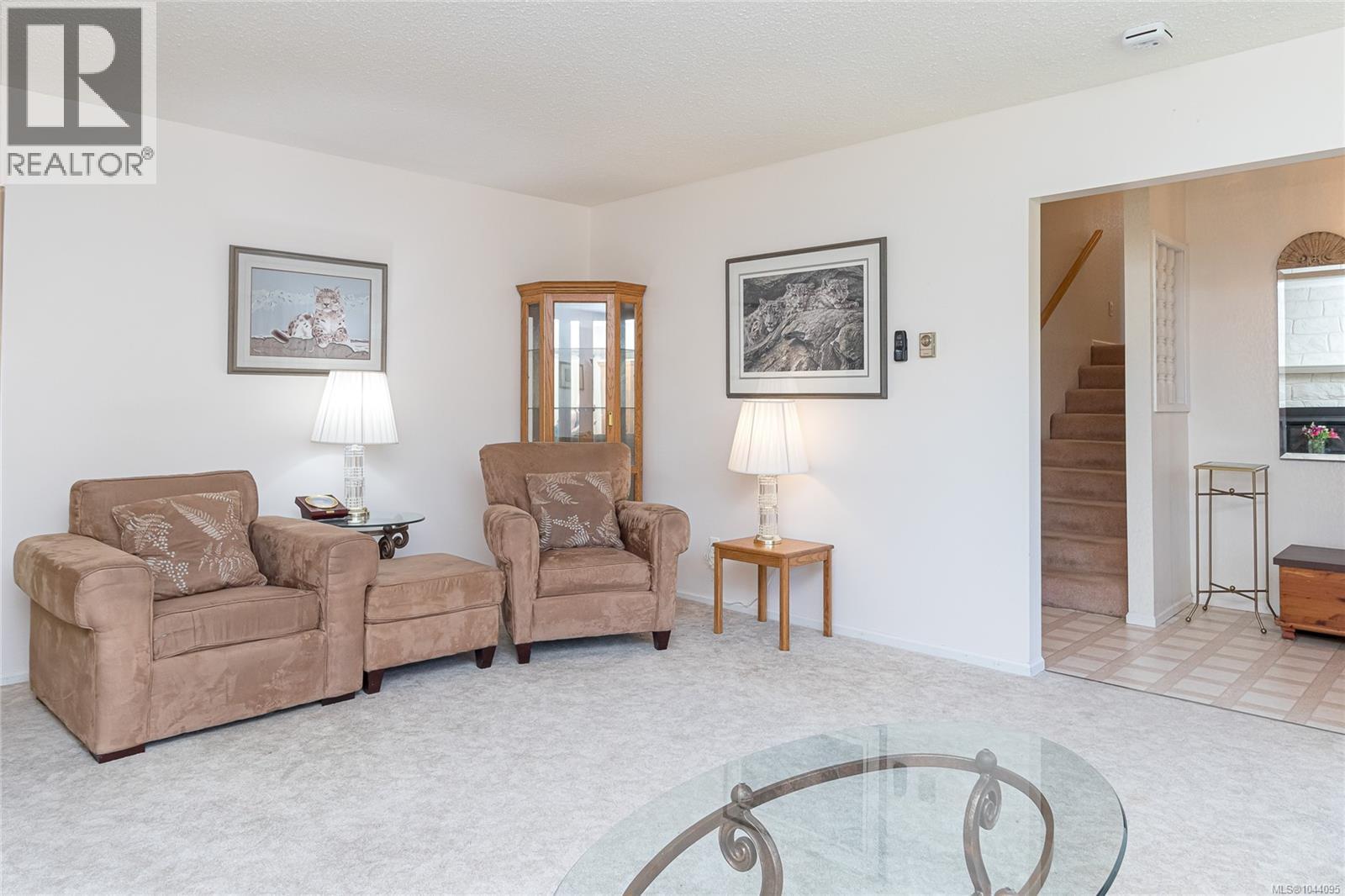 986 Lucas Ave - 9