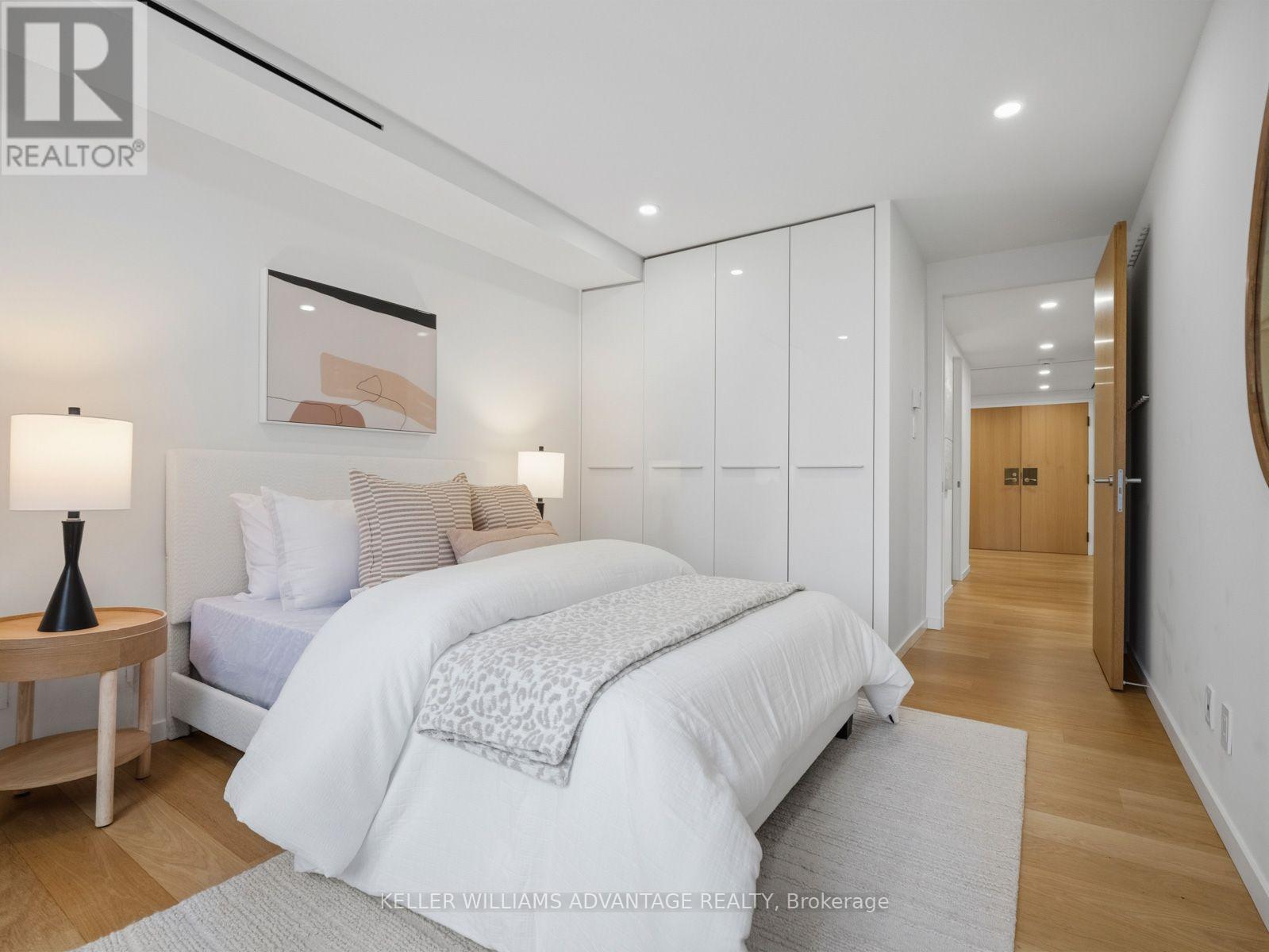 #1002 1166 BAY STREET - Image 33
