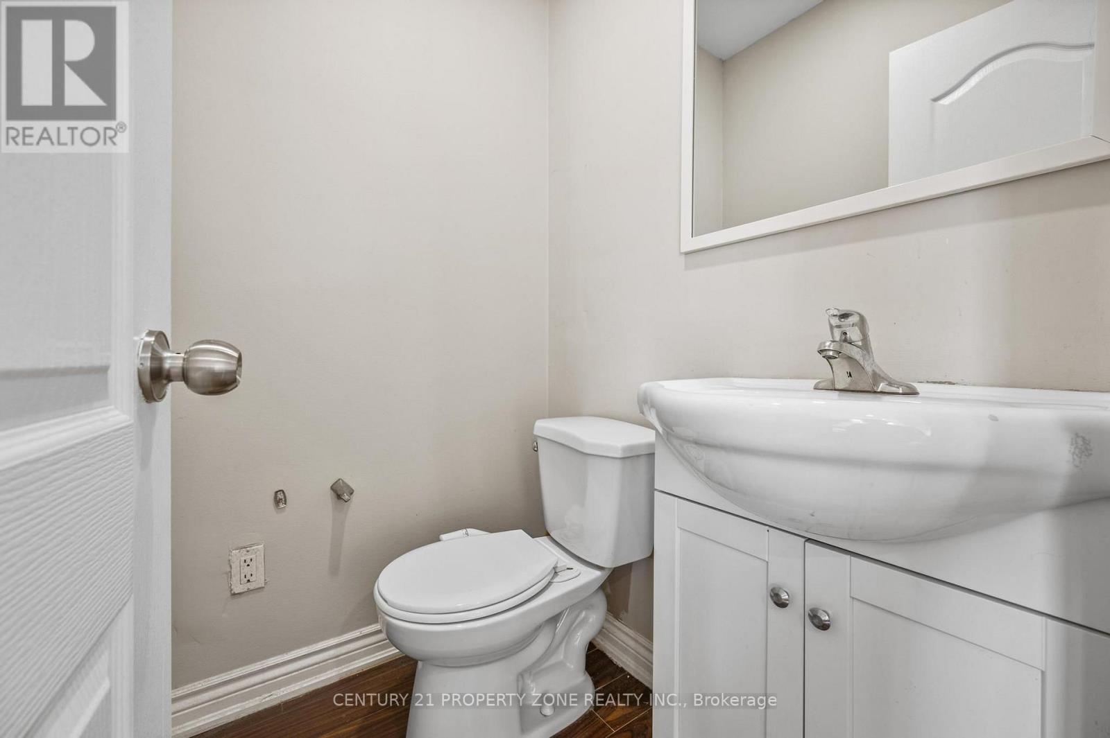 25 CHATSWORTH DRIVE - 20