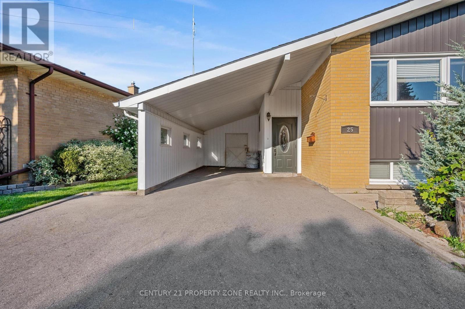 25 CHATSWORTH DRIVE - 3