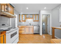 25 Chatsworth Drive, Brampton, ON L6X2L8 Photo 16